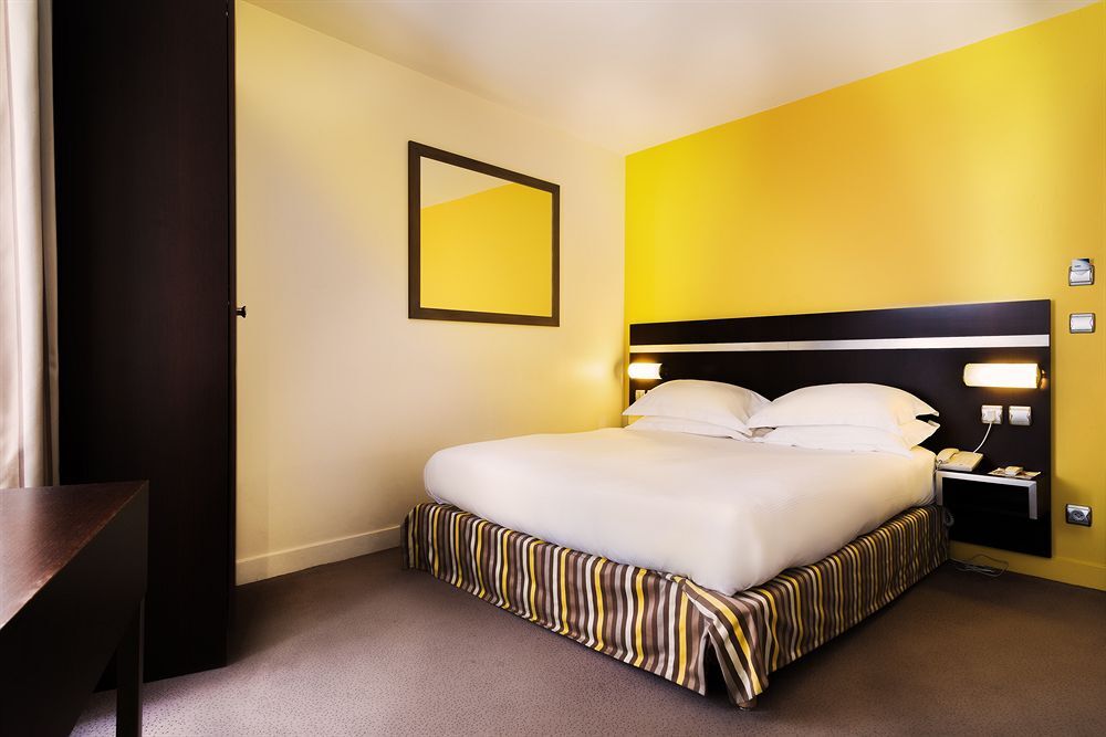 Hotel Arc De Triomphe Parigi Esterno foto